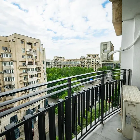 דירה Charming Retreat - Cozy 2br Near Center