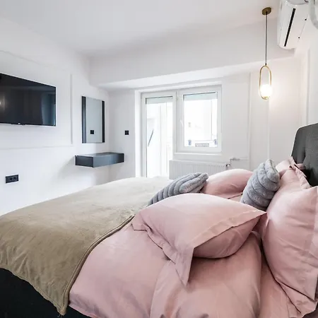 Charming Retreat - Cozy 2br Near Center Lägenhet Bukarest