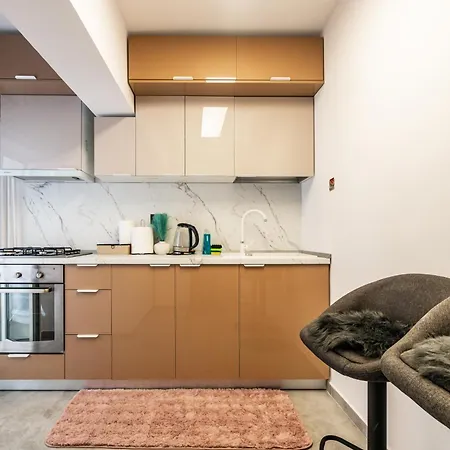 Refined Living - Contemporary 2br Retreat *