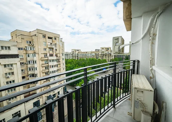 Apartament Charming Retreat - Cozy 2br Near Center